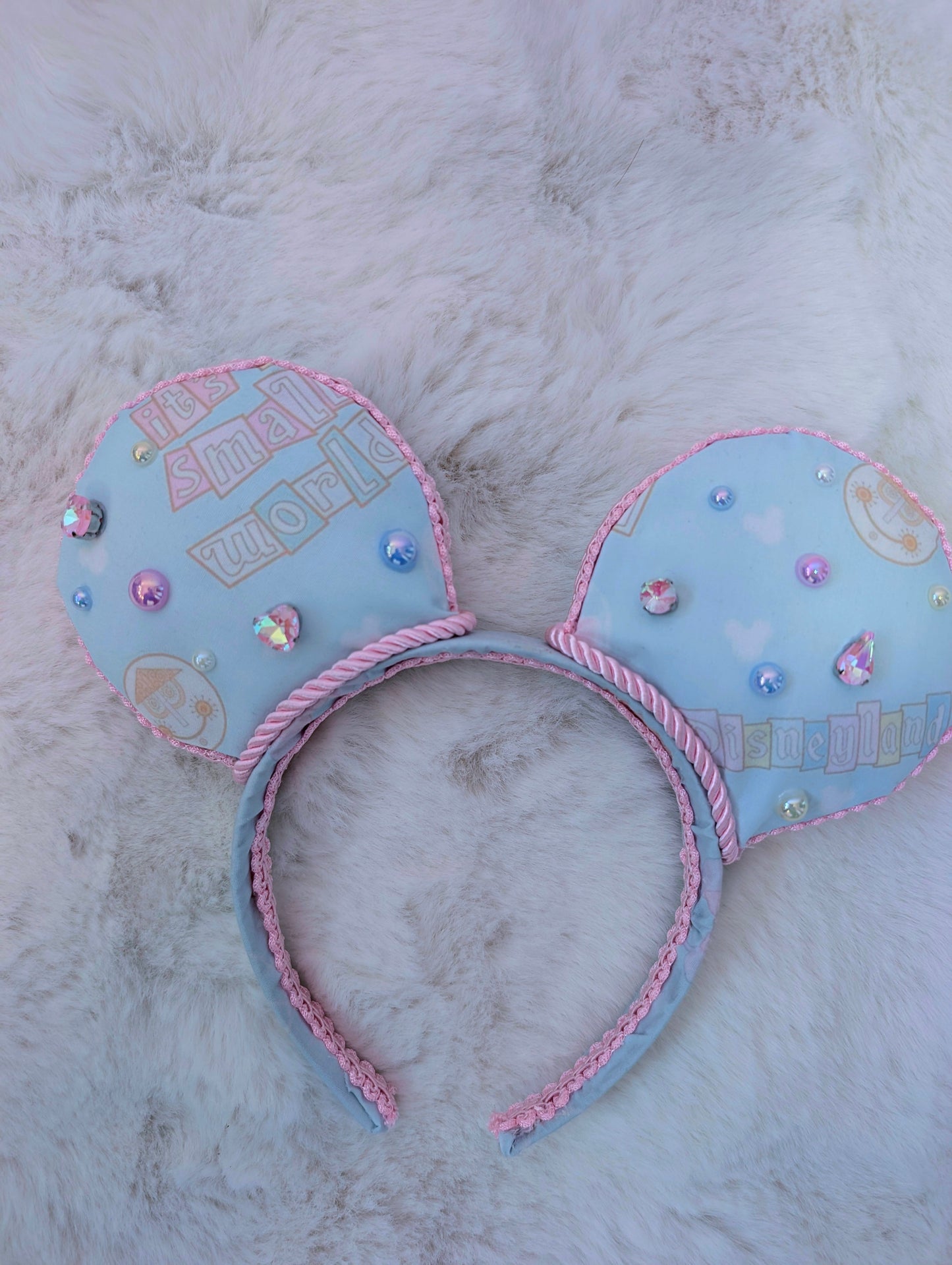 It's A Small World Inspired Minnie Ears Headband