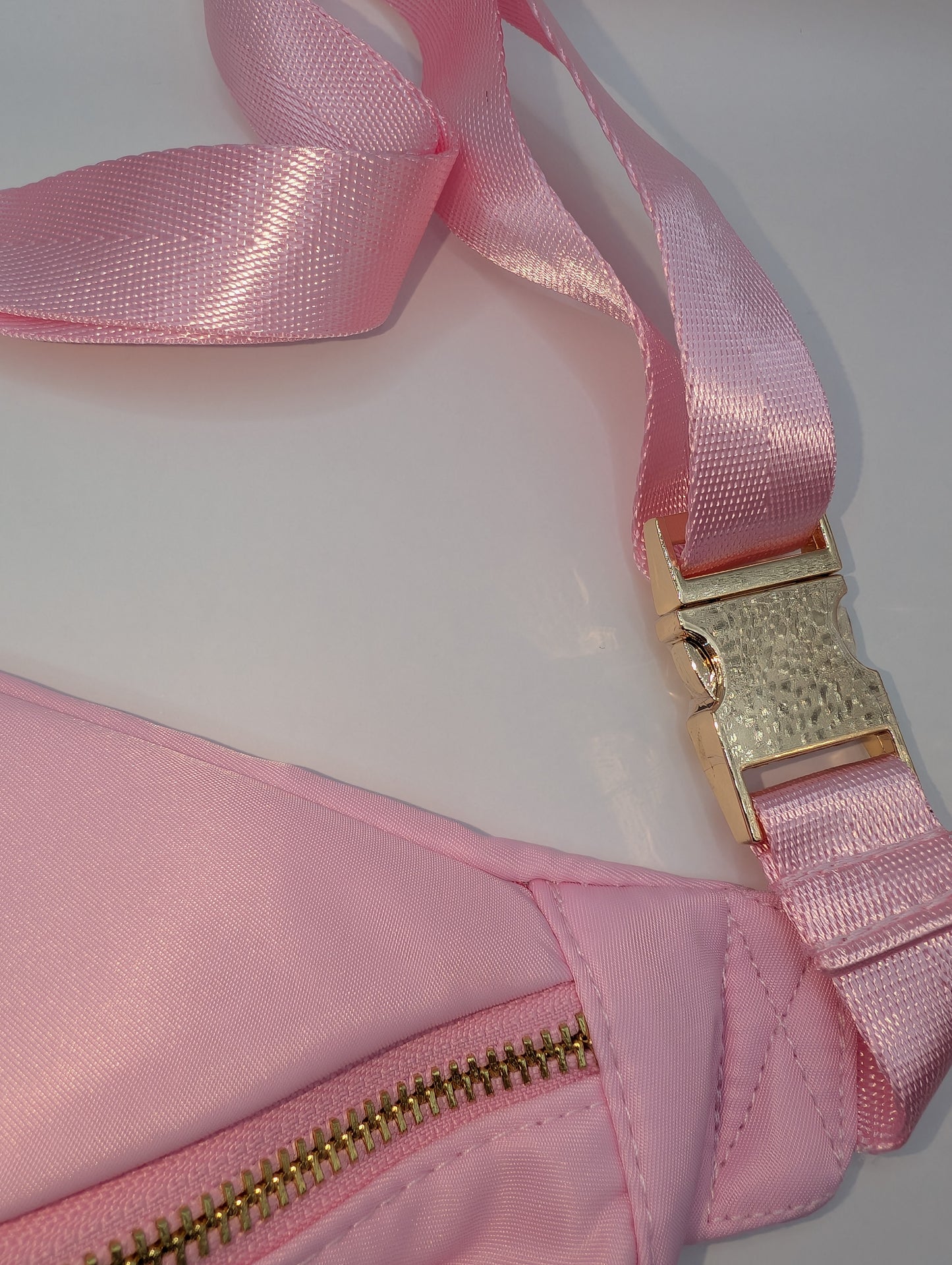 Cruise Chip Munk Fanny Pack (Various Colours)
