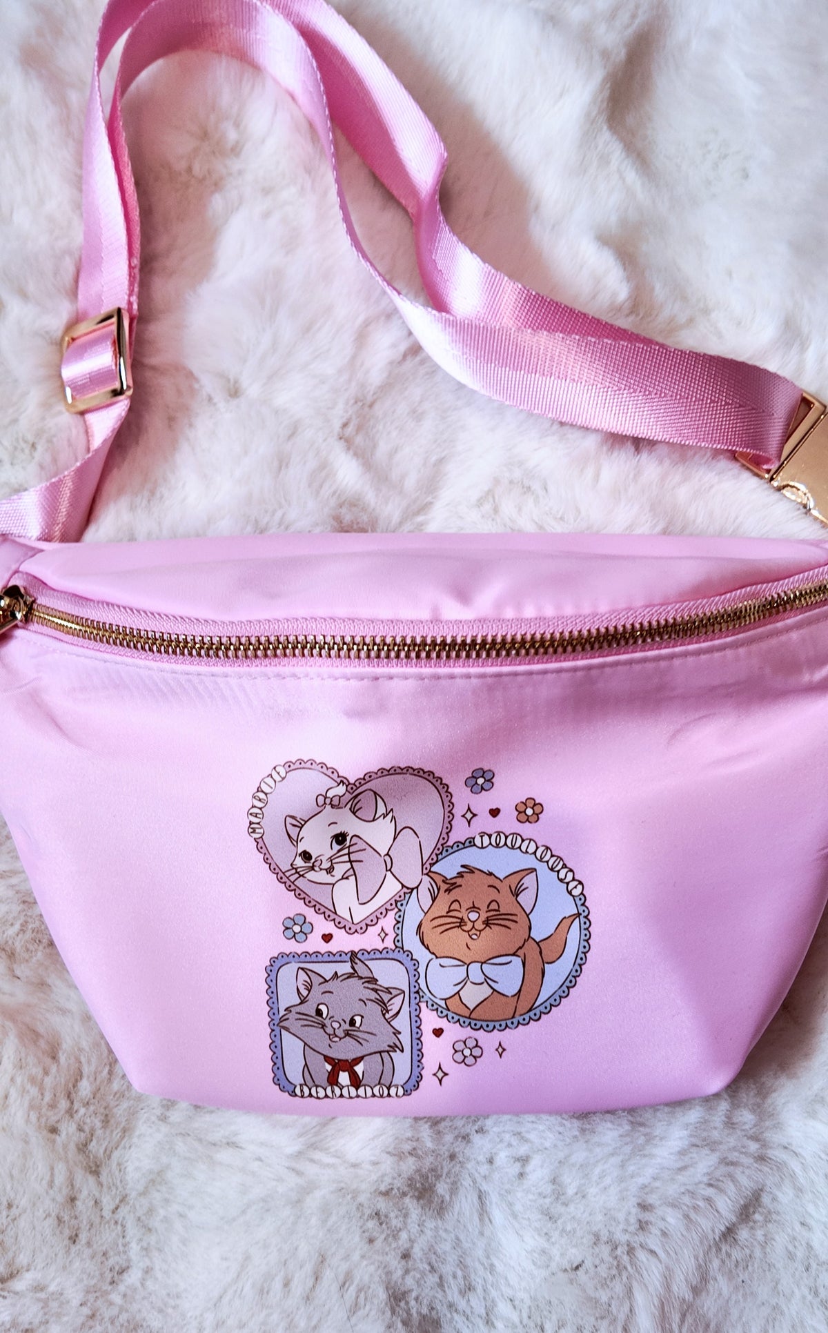 Cute Kittens Pink Bum Bag – Cat Portrait Crossbody Waist Bag