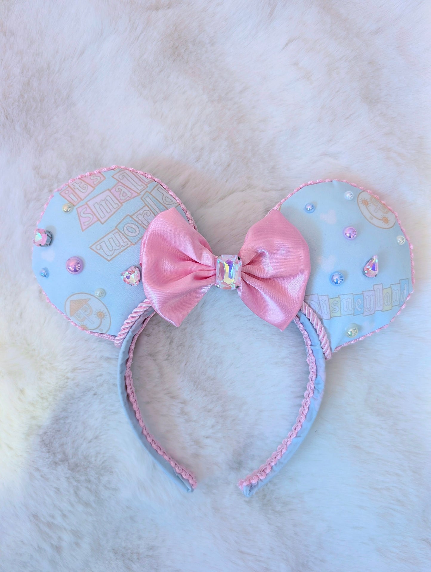 It's A Small World Inspired Minnie Ears Headband