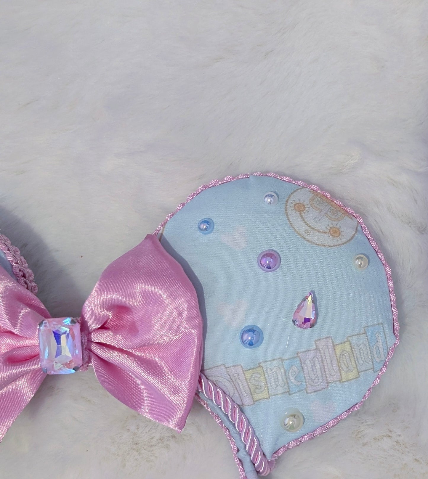 It's A Small World Inspired Minnie Ears Headband