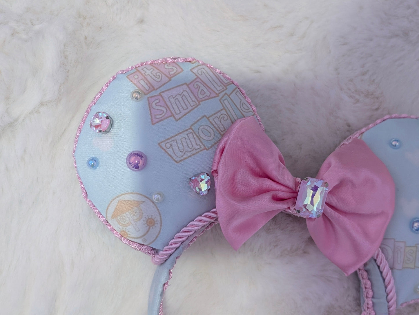 It's A Small World Inspired Minnie Ears Headband