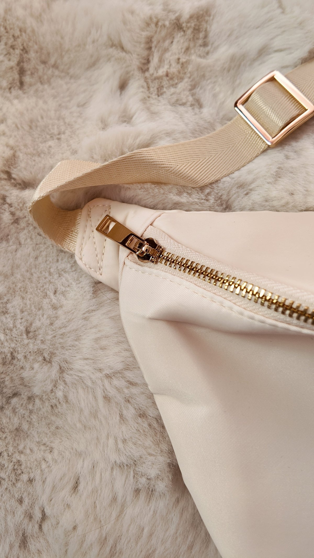 Romantic Pup Bum Bag – Cute Dog Crossbody Waist Bag